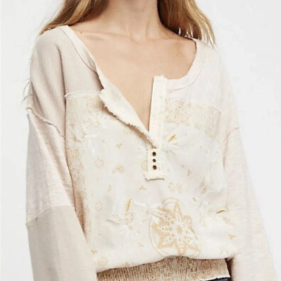 We The Free People sz S Eaglewood Bandana Patchwork Henley Embroidered T… - Picture 2 of 8